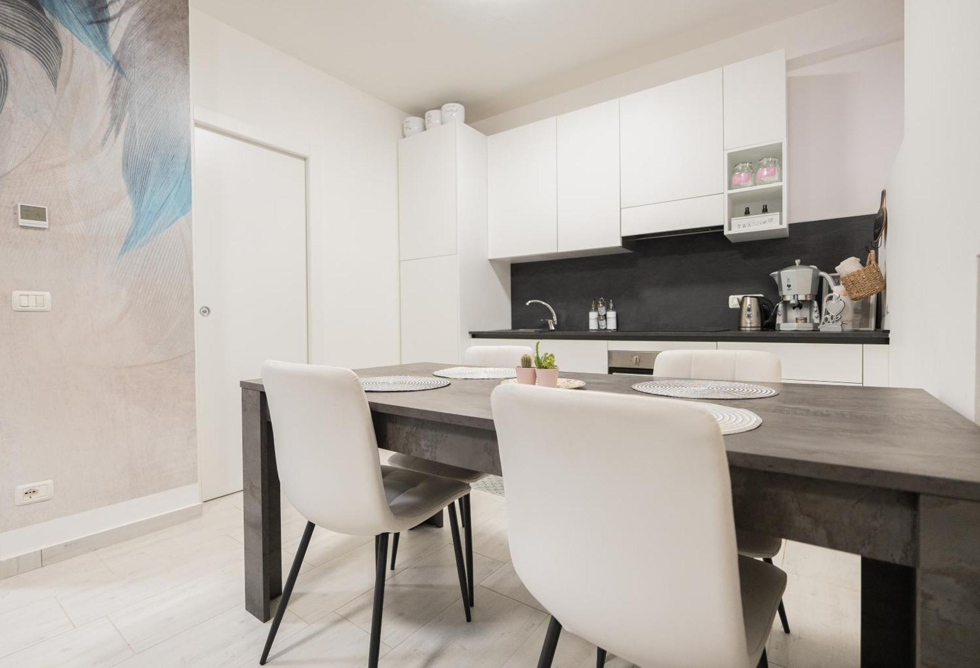 C-Apartment Lake Garda サロ エクステリア 写真